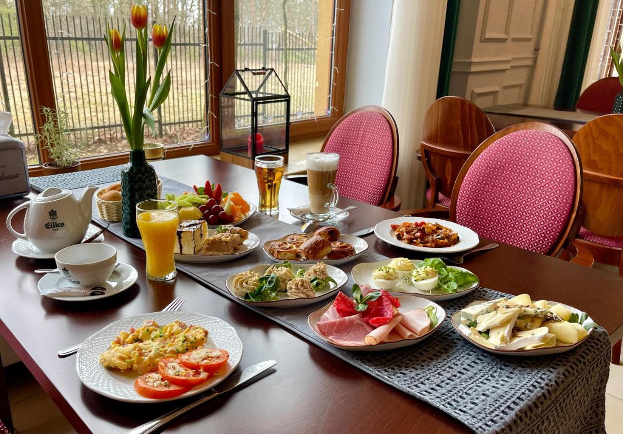 Hotel Pan Tadeusz Serock Eksteriør billede