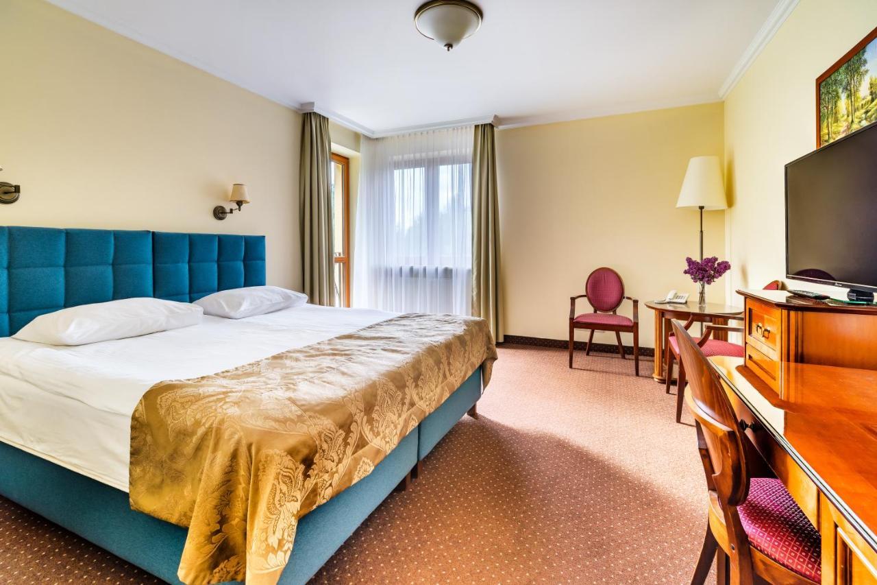 Hotel Pan Tadeusz Serock Eksteriør billede