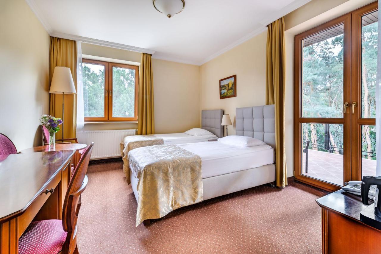 Hotel Pan Tadeusz Serock Eksteriør billede